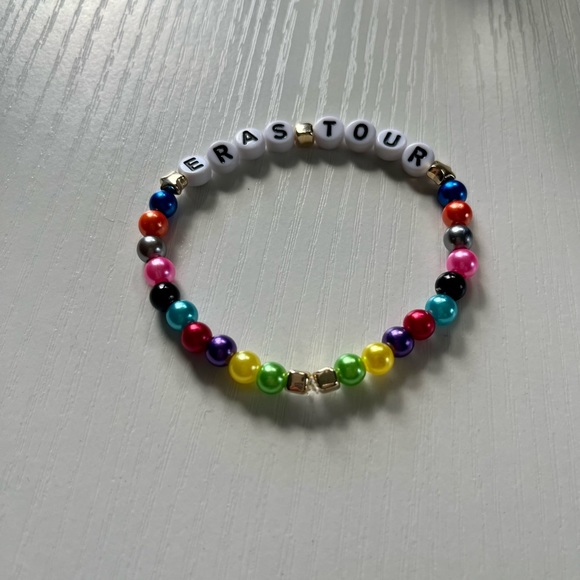 Era Tour Bauble friendship bracelet - Picture 2 of 3